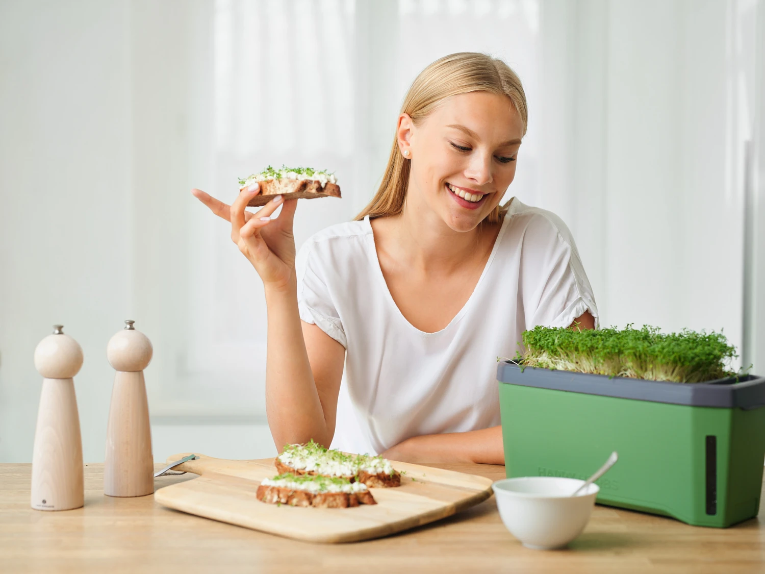 HARRY HERBS Dunkelgrün Ohne Haube | Kräutertöpfe Von Gusta Garden 5 HARRY HERBS Dunkelgrün Ohne Haube | Kräutertöpfe Von Gusta Garden – Bild 3